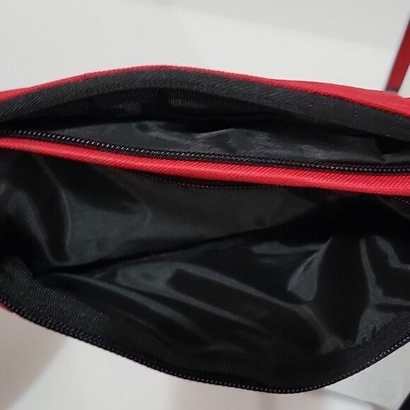 APL Bag Red Adjustable Nylon Waistbag Fannypack Zip Belt Bag Travel Vacation - Picture 5 of 5